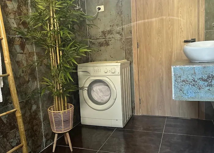 Gjonis House * Saranda